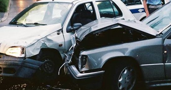 araba kazası